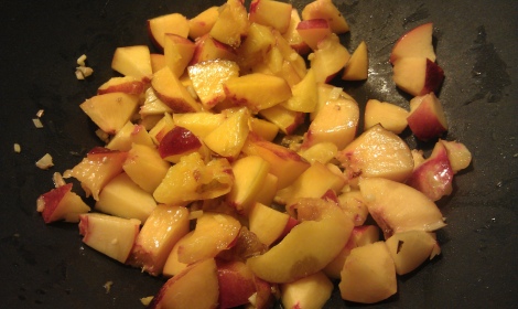 Nectarines and ginger cooking